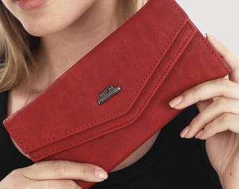 Personalized Vegan Leather Wallet - Engraved Wristlet, Custom Women’s Gift