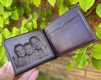 Personalized Photo Wallet for Men / Custom Picture Wallet / Engraved Leather Gift / Fathers Day Present