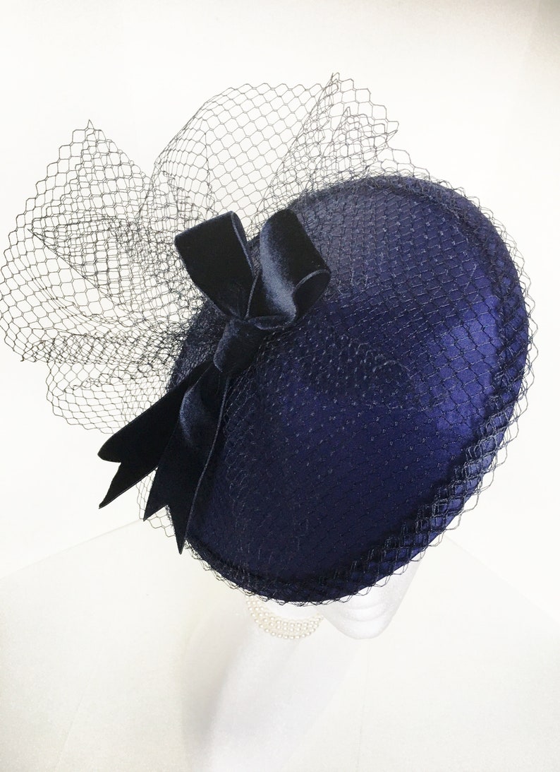 Audrey Velvet bow and veiling headpiece image 4