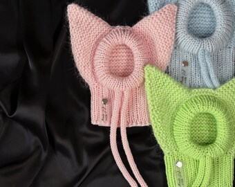 Handmade knit hat for dogs