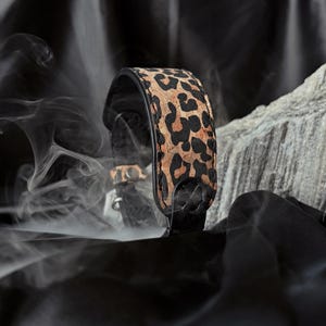 Wide Cork Leather Dog Collar – Eco-Friendly, Vegan, Sustainable, Lightweight and Durable Pet Collar for Small and Medium Dogs