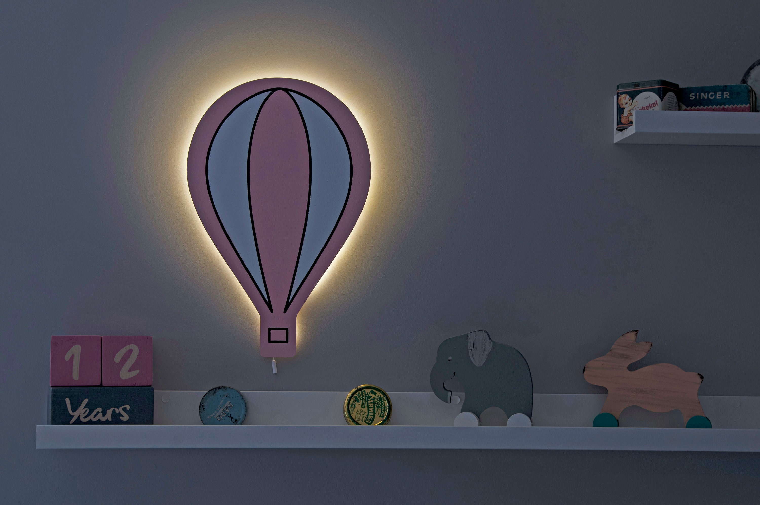 HOT AIR BALLOON Wall Light / Wooden Nursery Lighting / Wall Etsy UK