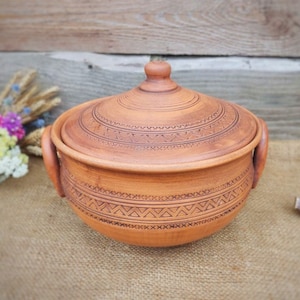 Mayatra's Eco-Friendly Earthenware Organic Handmade Clay Pressure Cooker  For Cooking (3 Liters)