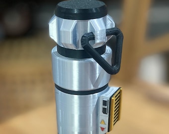 Miecz świetlny z składanym ostrzem