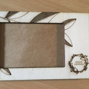 Cadre photo personnalisé en bois gravé