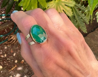 Green Onyx Ring, Cocktail Ring, Statement Ring, Mixed Metal Ring, Bronze Bezel, Sterling Silver, Green Stone, Size 8.75