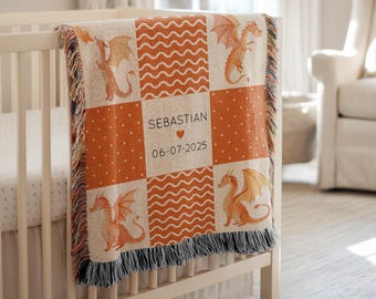 Personlig orange drakefilt, anpassad filt med namn och fantasivarelsetryck, mysig magisk barnsängkläder, mytisk babyshowerpresent