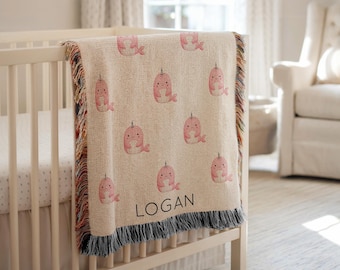 Manta de bebé personalizada con narval, estampado de animales marinos con nombre personalizado, ropa de cama acogedora con temática marina, regalo de baby shower con ballena ártica