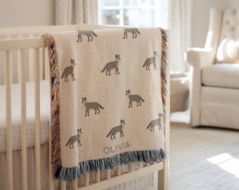 Couverture personnalisée pour bébé loup, nom personnalisé pour chambre d'enfant, animal de la forêt, cadeau de baby shower, décoration de chambre d'enfant pour garçon ou fille, amoureux des loups