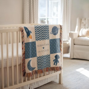 Personalized Space Astronaut Baby Blanket, Space Crib Quilt Rocket and Moon, Custom Name Nursery Blanket for Boys, Planet and Rocket Throw