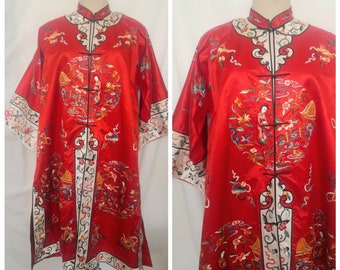 Vintage 30's 40's Red Satin Silk Embroidered Chinese Robe, Kimono, Traditional Jacket