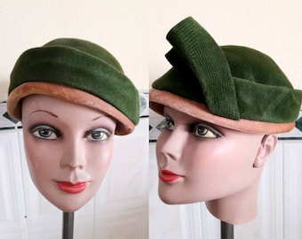Vintage 40's 50's Olive Green and Beige Velvet Hat with Tridimensional Pleat
