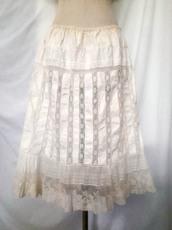 Early 20th Century Antique Petticoat with Valenci… - image 2