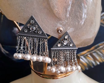 Vintage 80's Silver Metal and Pearls, Geometric, Oversized Clip-on Earrings, Costume Jewelry