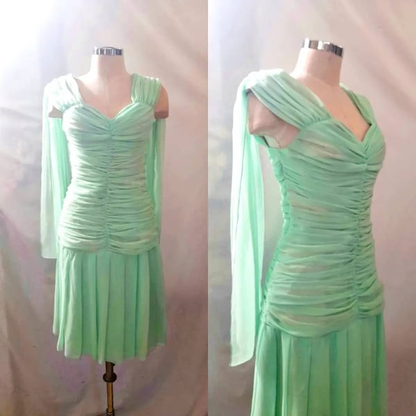 Vintage 80's Dreamy Green Crepe Drapped Prom Dress by Palais Royal Paris