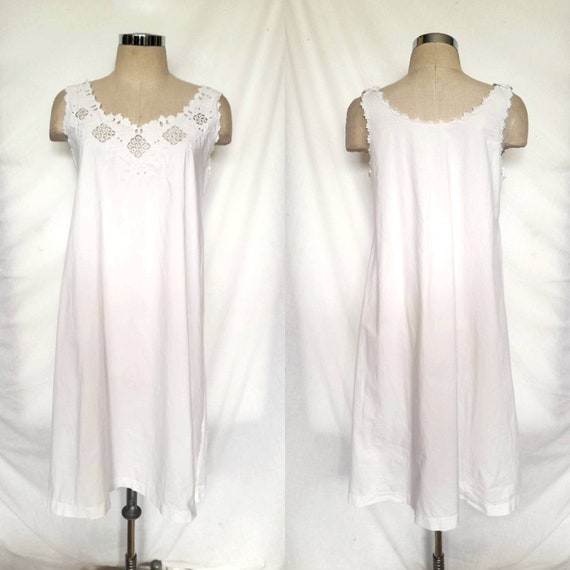 Vintage 30's French White Cotton Nightgown, Slip … - image 3