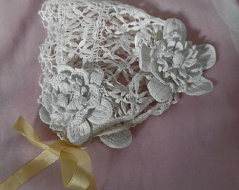 Principios del siglo 20 Antiguo Eduardiano Exquisito Bobbin Encaje Baby Cap, Capó, Pieza de Coleccionista