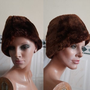 Vintage 60&#39;s Brown Shearling Beret, Winter Hat