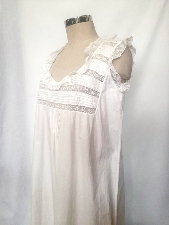 Early 20th Century, Antique White Linen Nightgown… - image 8