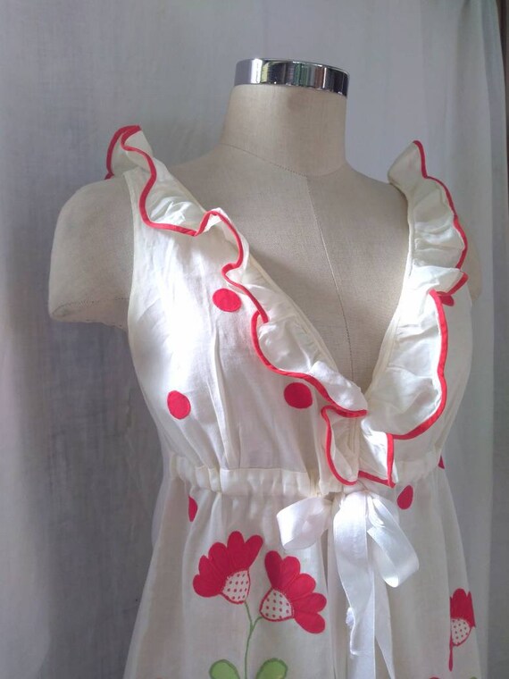 True vintage, Ivory Night Gown, Slip, Dress, Flow… - image 7