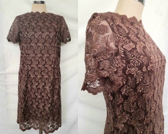 Vintage 60's,  Mod, Floral Lace Dress with Scallop Trim