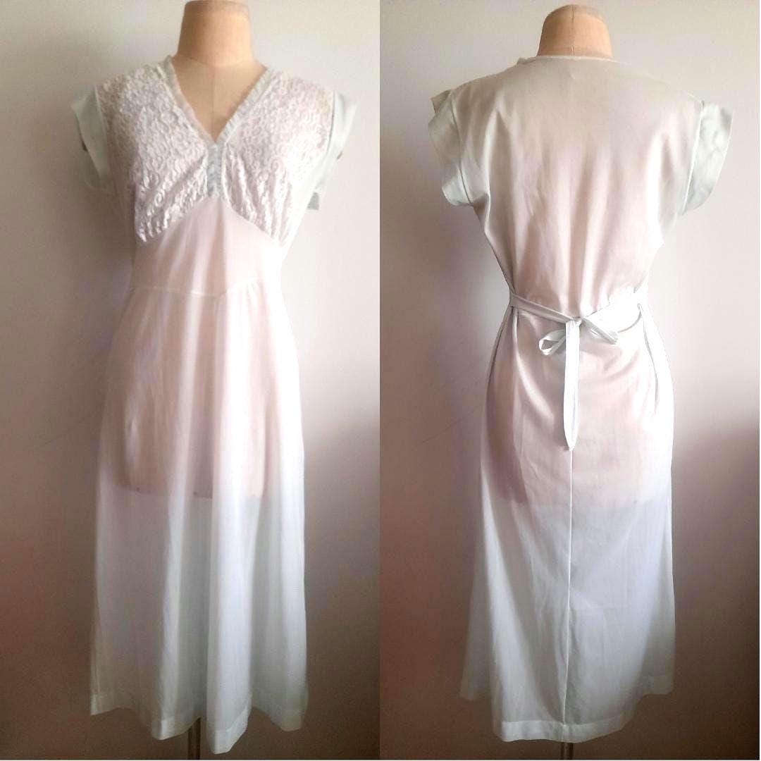 Chemise De Nuit Vintage Brodée Dentelle Début 20ème Siècle - Taille M - Très Bon état