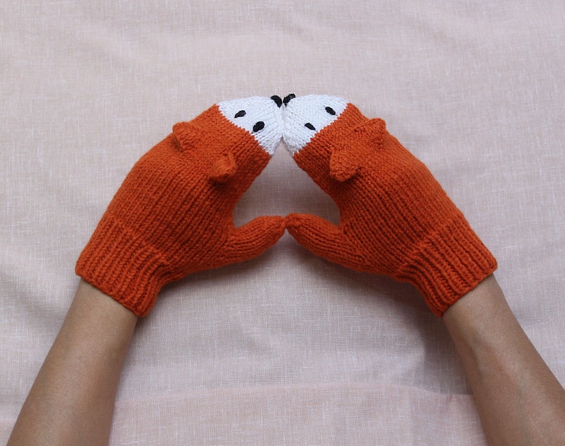 Fox mittens Child size 3-4 7-8 10-12 years Hand knitted Warm knit gloves Funny Orange fox arm warmers Mittens for kids Teenagers Winter gift image 6