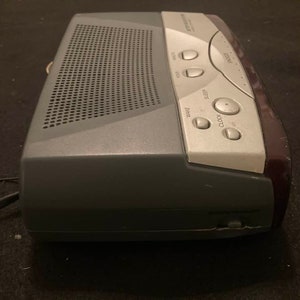 Westinghouse Am/fm Digital alarm clock Radio model wcr11090 Tested Works. image 4