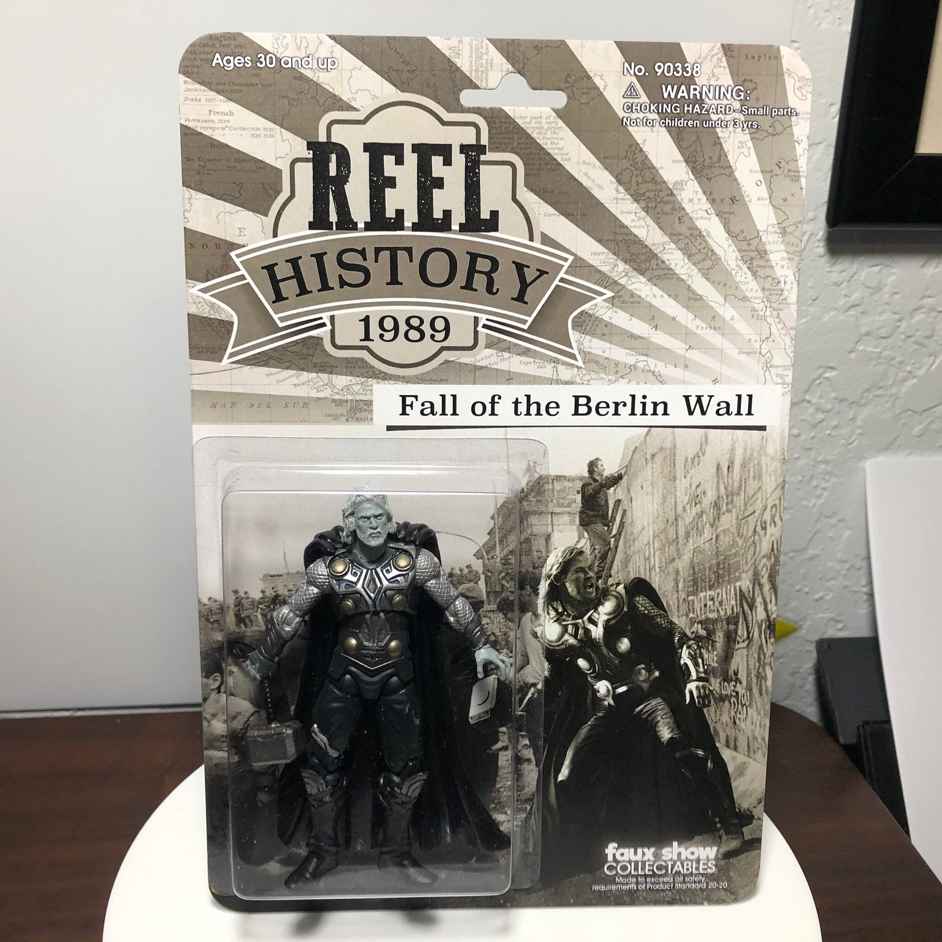 Thor Revisionist History Custom 118 Scale Action Figure Reel History