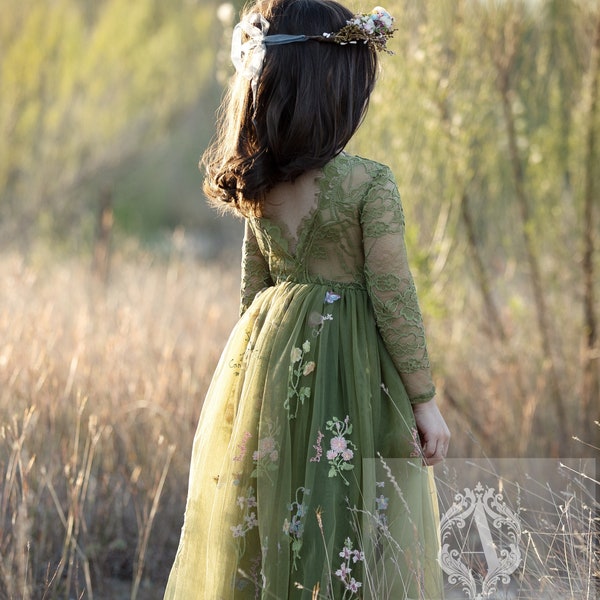 Robe de demoiselle d'honneur en tulle brodé de fleurs vert olive, Robe d'automne pour fille, Robe de fille d'honneur d'hiver, Robe d'automne à fleurs pour fille