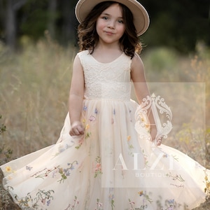 Floral Embroidered Tulle Flower Girl Dress, Easter Girls Dress, Spring Flower Girl Dress, Summer Floral Dress for Girls