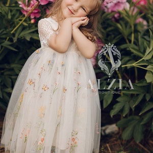 Robe de demoiselle d'honneur en tulle brodé floral blanc, robe de fille d'honneur en dentelle blanche, fille d'honneur Boho image 5