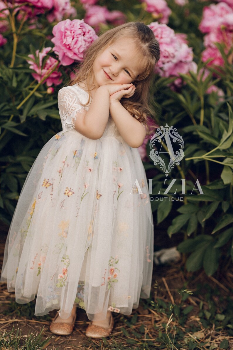 Robe de demoiselle d'honneur en tulle brodé floral blanc, robe de fille d'honneur en dentelle blanche, fille d'honneur Boho image 5