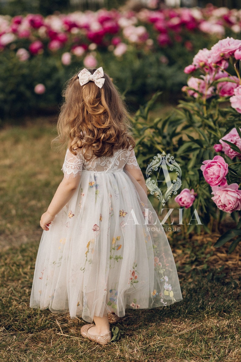 Robe de demoiselle d'honneur en tulle brodé floral blanc, robe de fille d'honneur en dentelle blanche, fille d'honneur Boho image 2