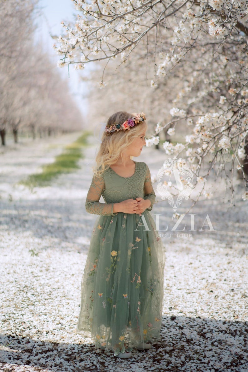 Robe de demoiselle d'honneur en tulle brodé à fleurs vert sauge, Robe de Pâques pour fillette, Robe de bouquetière de printemps, Robe d'été à fleurs pour fille image 7