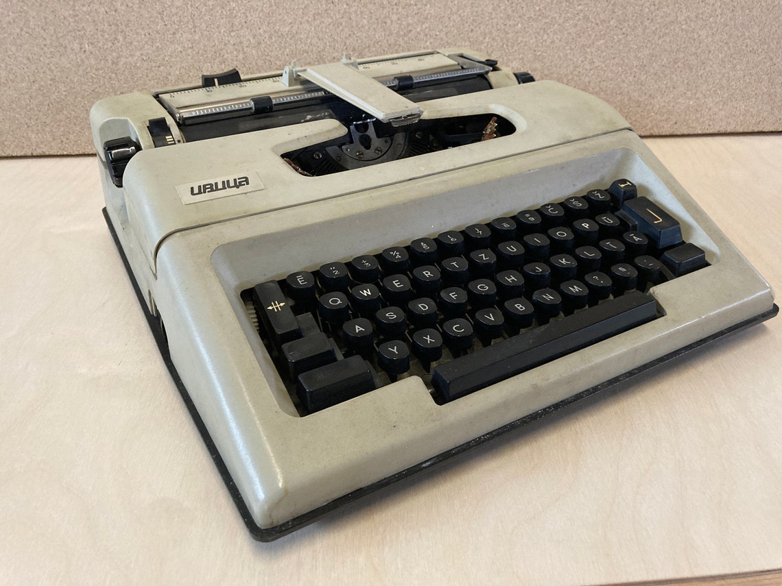 Old Vintage Typewriter Soviet Electrical Typewriter for Etsy UK