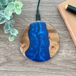 Fathers Day Gift, Personalized Wireless Charger, Birthday Gift for Him/Her w Gift Box, Round Qi Wireless Charger Pad Resin Wood 10W