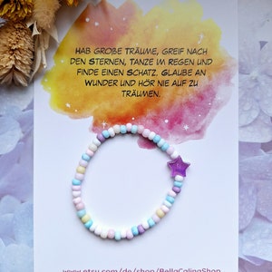 Lila Stern - Perlen-Armband in bunten, matten Pastellfarben - Glücksbringer für Schulkinder und Studenten inkl. Karte "Große Träume" Orange