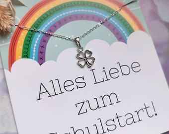 Kleeblatt-Kette zur Einschulung an Silber/Edelstahl - Glücksbringer für ein Schulkind mit Regenbogen-Karte "Alles Liebe zum Schulstart"