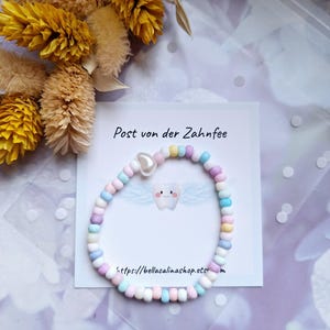 Zahnfee Armband für Kinder, in bunten Pastellfarben und weißer Perle / Geschenk von der Zahnfee - Karte: Post von der Zahnfee, Einschulung