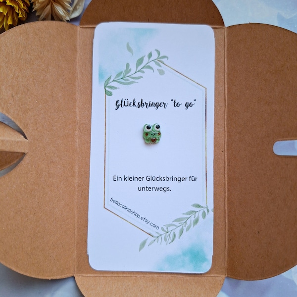 Kleiner Frosch mit Herz Glücksbringer "to go", für unterwegs. Kleiner Beschützer für die Tasche. Überraschung, Reise-Begleiter Gastgeschenk