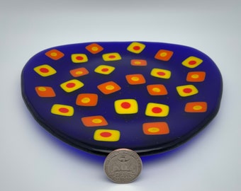 Fused glass plate