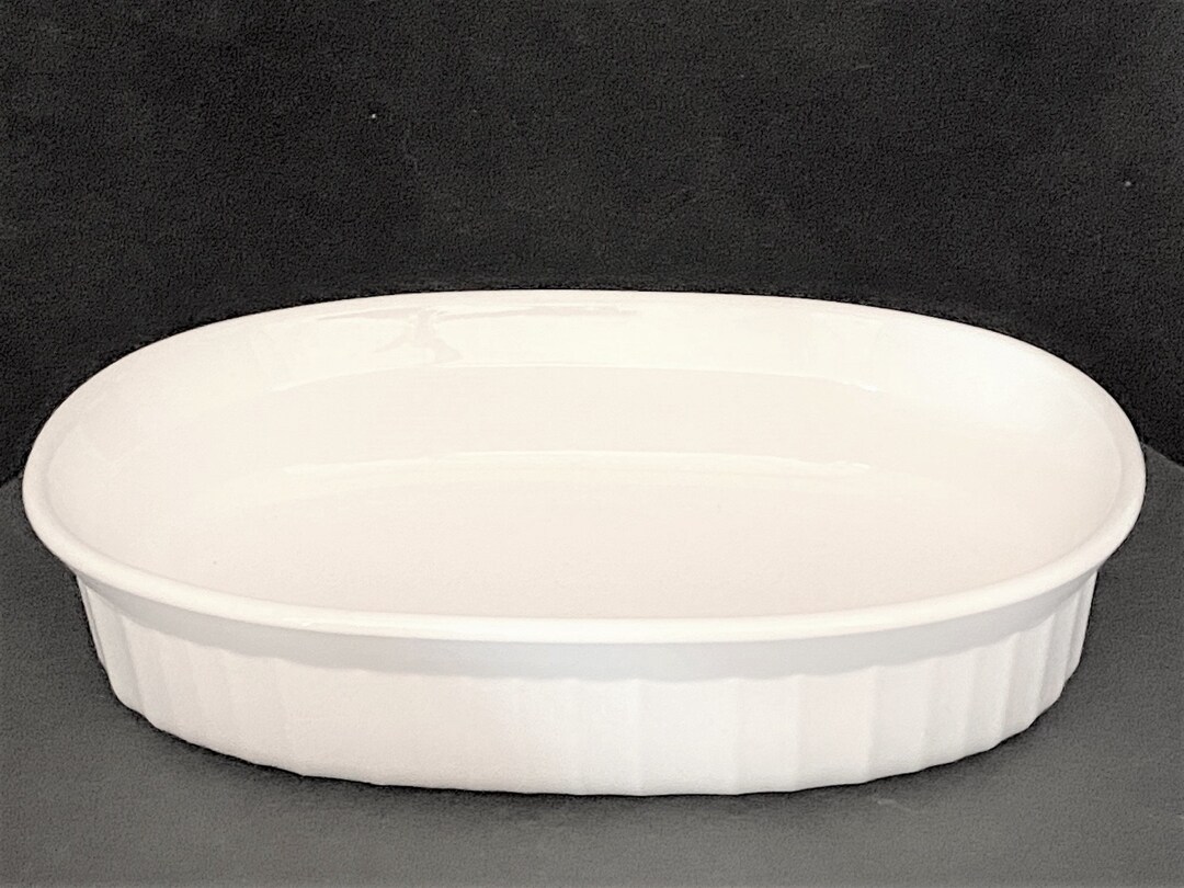 Collectible Vintage CORNINGWARE FRENCH WHITE 15 Oz/475 Ml Oval Ramekin