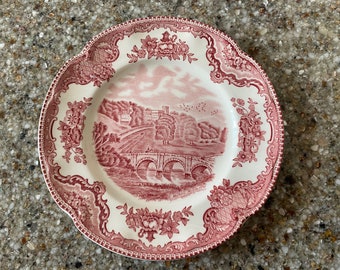 Collectible Vintage JOHNSON BROTHERS Old Britain Castles Red/Pink Haddon Hall Scenic Plate - Made in England - Estate Item