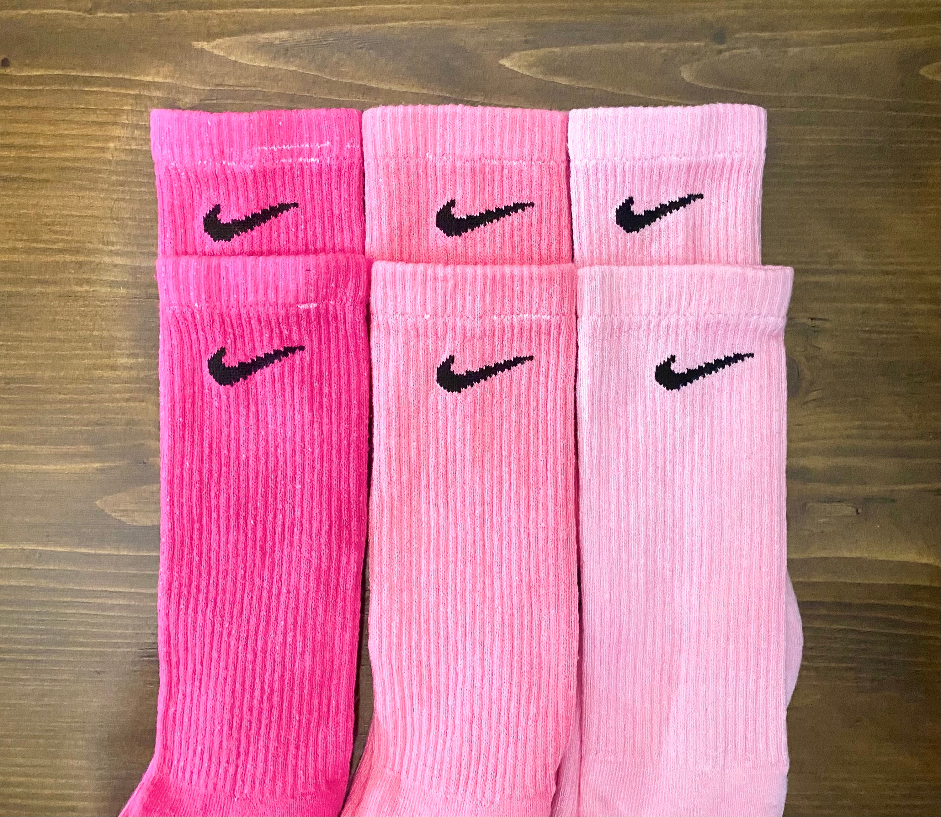 3 Pack Nike Solid Dye Dri Fit Socks, Pink Pack 