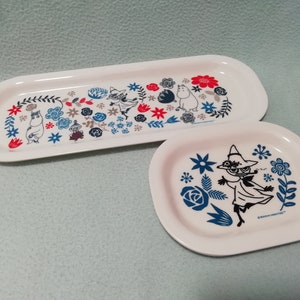 Moomin Mini Plastic Plate Set / Nuevo stock antiguo / Pequeño regalo Kawaii Cartoon / Trinket Jewelry Tray Decor Display
