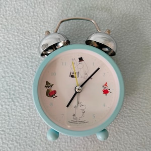 Reloj despertador azul de personajes Moomin/TAKARAJIMASHA/Regalo para ella Colección Kawaii Dibujos animados Japón