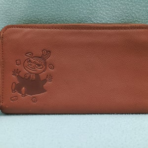 Moomin Little My Faux Leather Wallet Bolsa com zíper Bolsa Kawaii Girl Desenho animado Retro Marrom Minimalista