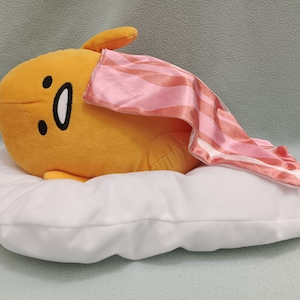 Sanrio Gudetama Plush Doll Japan Kawaii Cute Cartoon Egg Beacon Sleeping Lazy Funny Mascot Stuffed Soft Toy Animal Home Decor