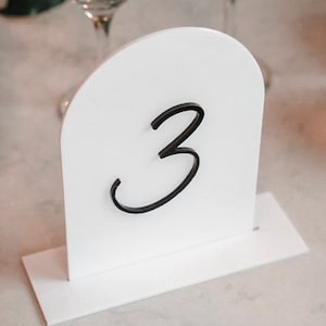Acrylic Wedding Table Numbers | 5x7 Black + White Acrylic Table Numbers Event Table Setting | Modern Wedding Sign | Arched Gold Table Decor